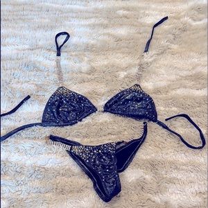 Bling bling scrunchy bottom competition suit